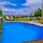 S4sani Villa