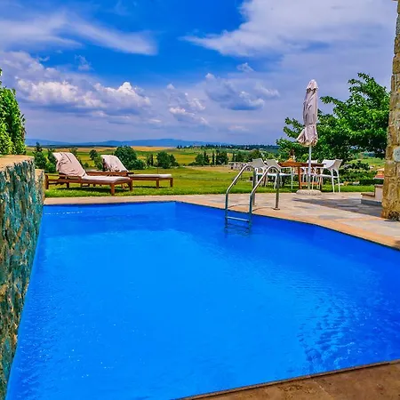 S4sani Villa