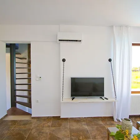 S4sani Villa